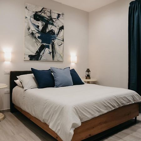 Terra Mia Suite - Chi Tene' O Mare Неаполь Экстерьер фото